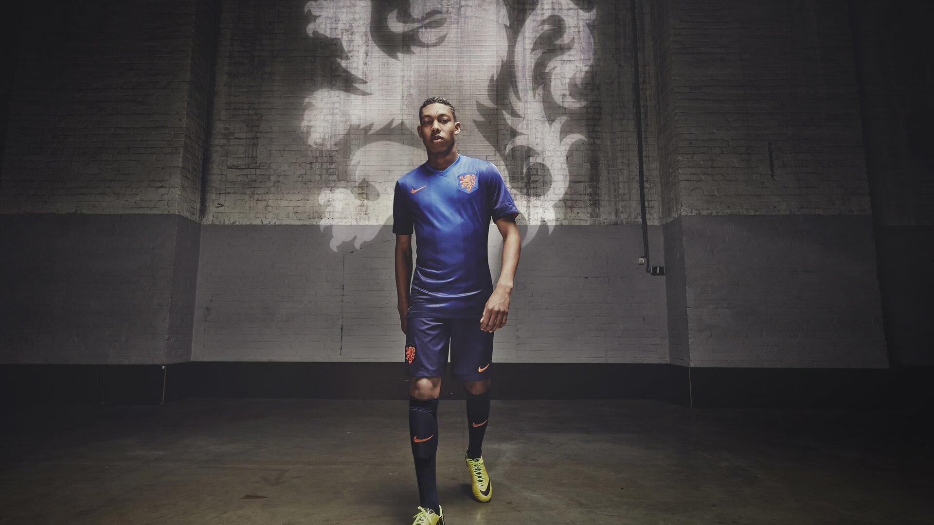 官方确认,曼城锋线大将马尔穆什因伤缺席曼市德比,开启康复治疗