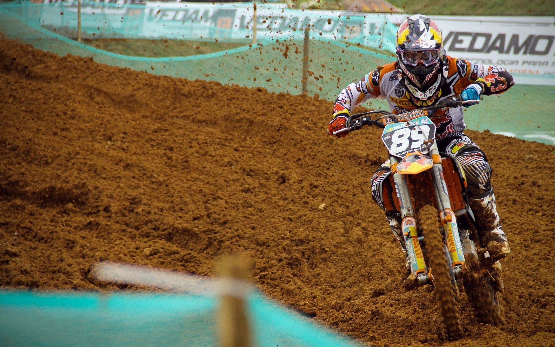 曼城门将埃德松续约谈判陷入停滞,转会市场估值恐大幅回落